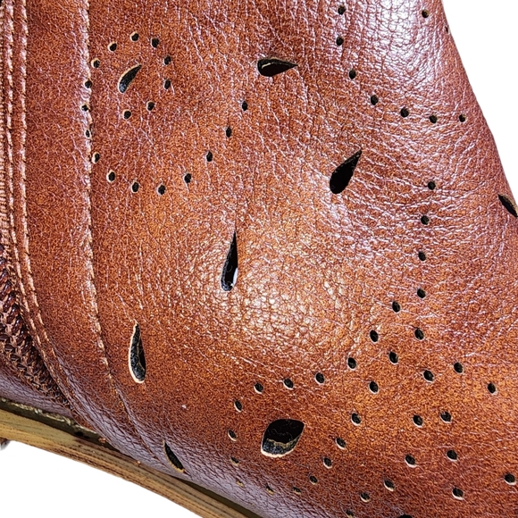 Boutique by Corkys Norwich Cognac Brown Faux Leather Peep Toe Booties Size 8 - Picture 8 of 11